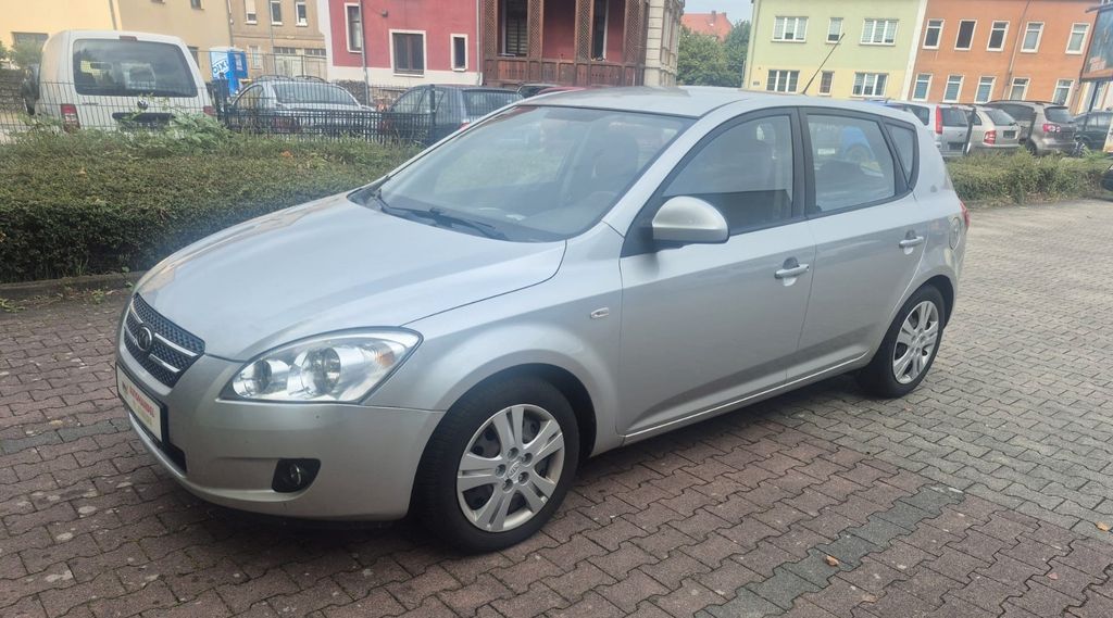 Bild des Angebotes Kia ANDERE Ceed EX