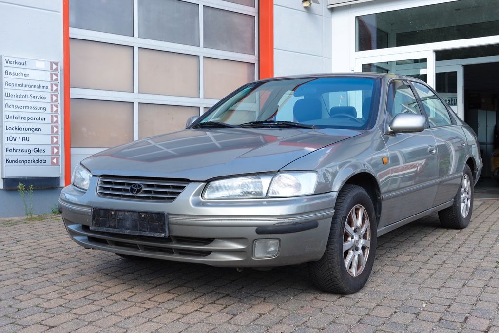 Bild des Angebotes Toyota Camry 2.2