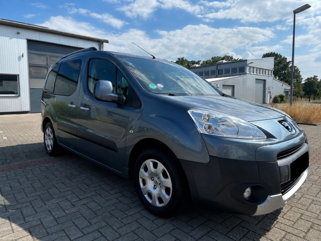 Bild des Angebotes Peugeot Tepee 120 VTi | LPG NEU | Pano | Klima