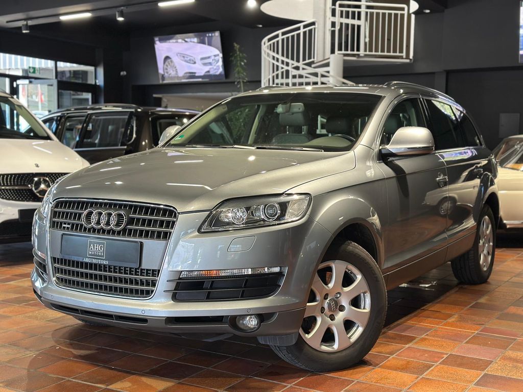 Bild des Angebotes Audi Q7 3.6 VR6 QUATTRO SCHALTGETRIEBE 7SITZE STANDHE