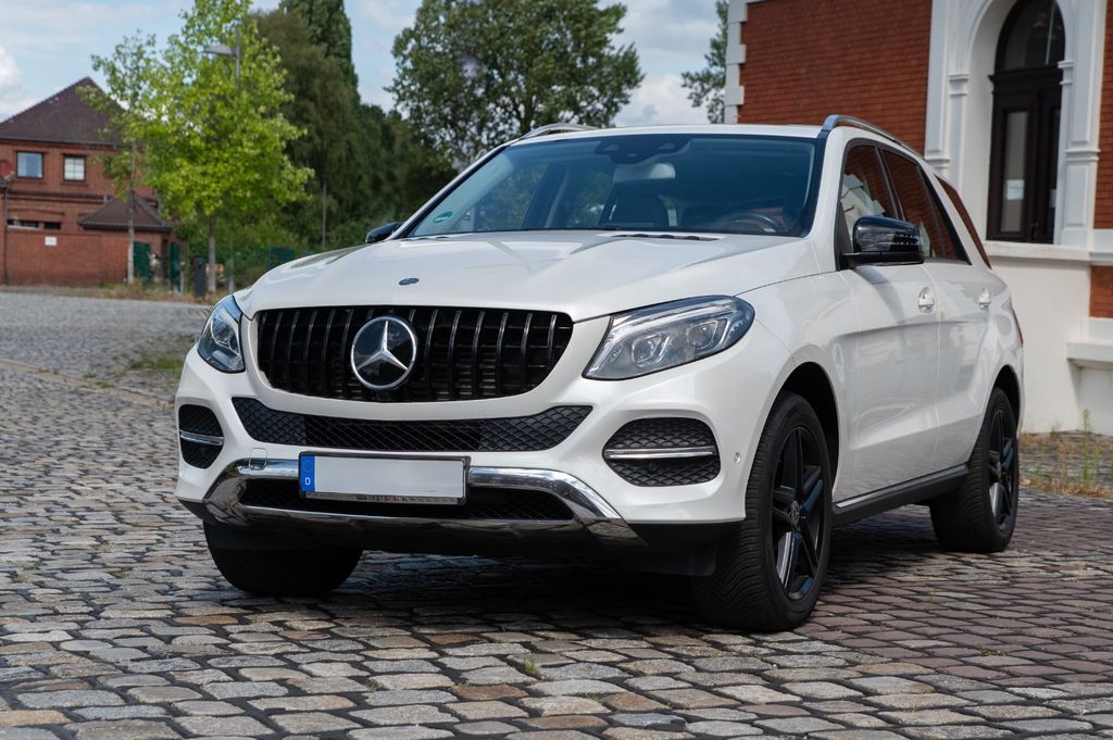 Bild des Angebotes Mercedes-Benz GLE 250 d 4MATIC -