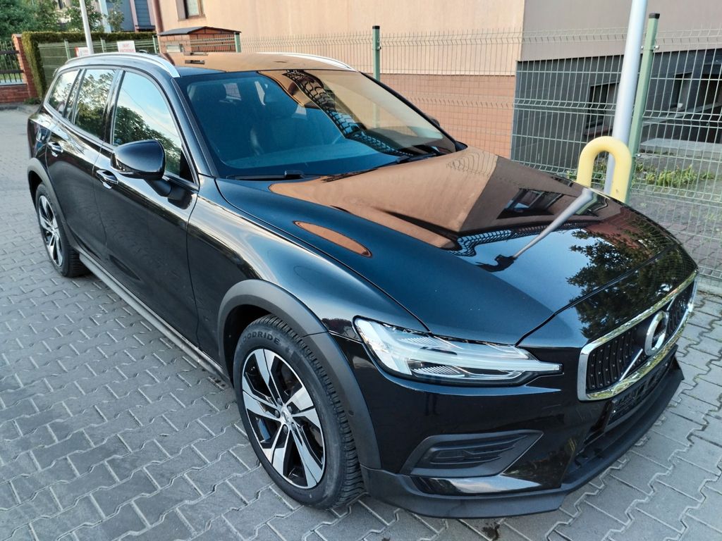 Bild des Angebotes Volvo V60 Cross Country D3 AWD Geartronic Pro*TÜV NEU*