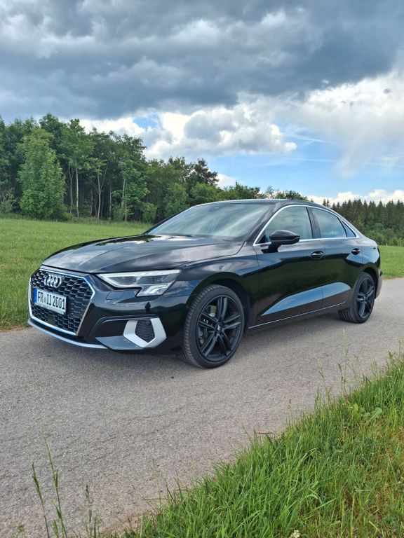 Audi A3 35 TDI S tronic Limousine -