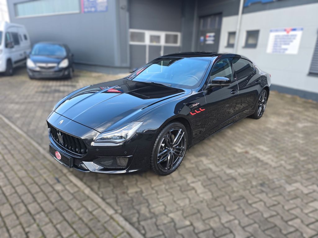 Bild des Angebotes Maserati Quattroporte GranLusso S Q4,Navi,Trofeo Umbau,