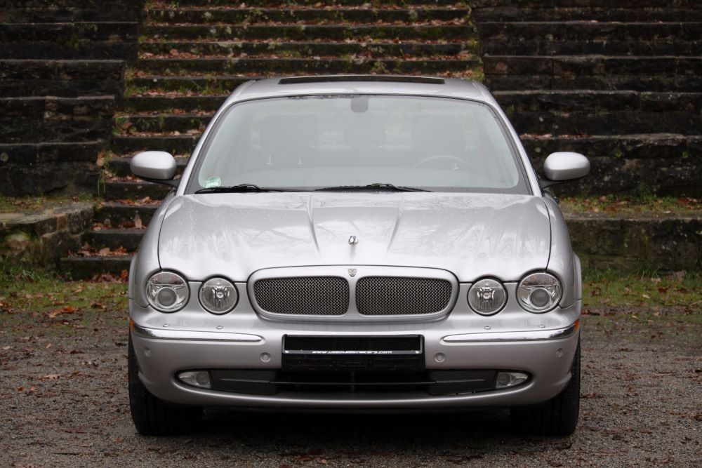 Jaguar Top gepflegter XJR mit 3 Jahre Garantie
