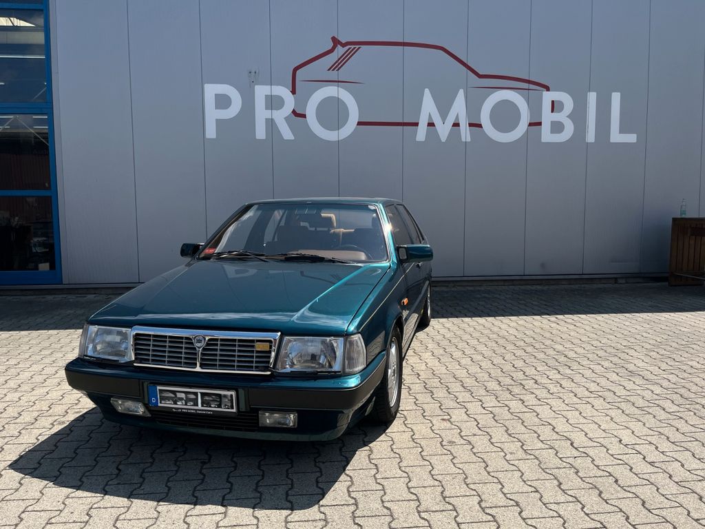 Lancia Thema 8.32