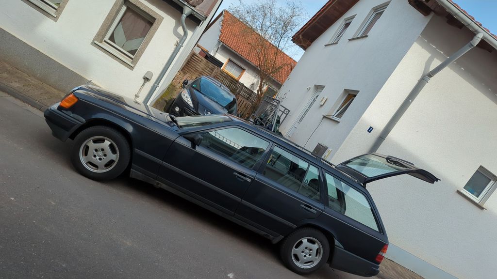 Mercedes-Benz W124 230 TE Kombi
