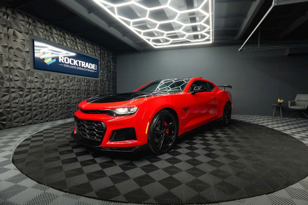 Bild des Angebotes Chevrolet Camaro 6.2 SS Coupe ZL1 Performance *6 Gang*LED*