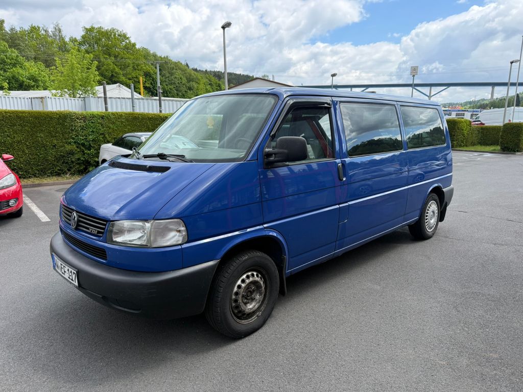 Bild des Angebotes Volkswagen T4 Caravelle 2,5-l-Diesel TDI 75kW lang