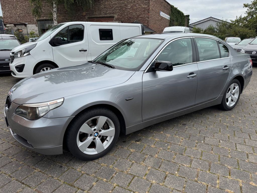 Bild des Angebotes BMW 525i xDrive Limousine/AUTOMATIK/ALU/ALLRAD/NAVI