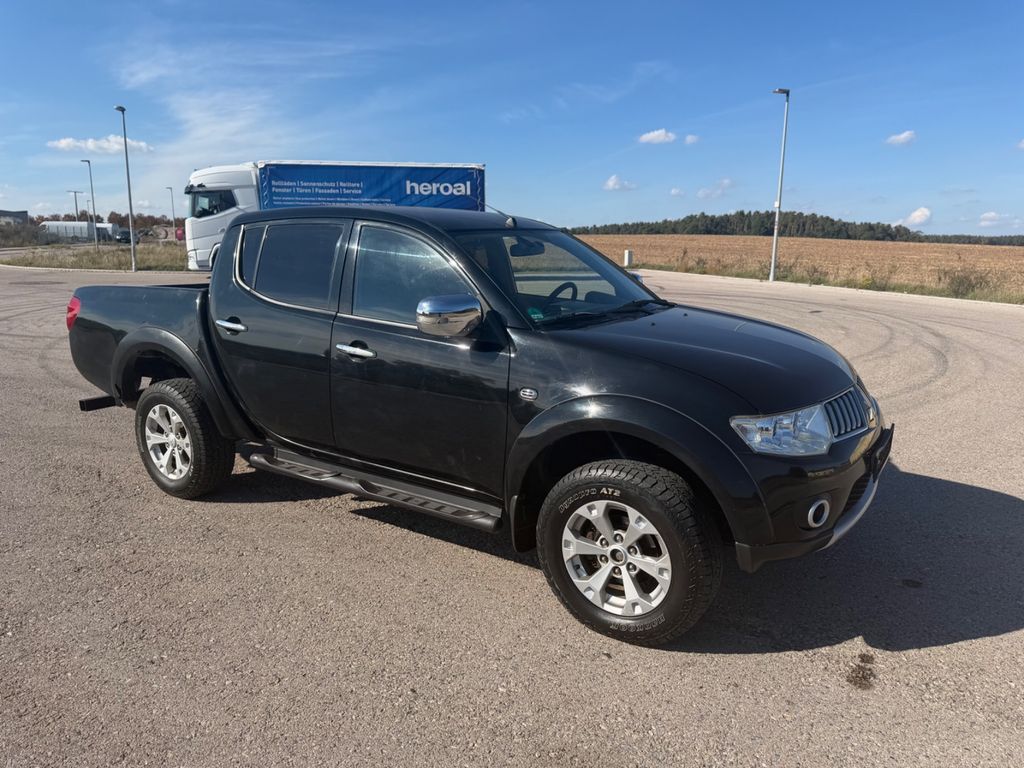 Mitsubishi L200 Intense 4WD Aut.