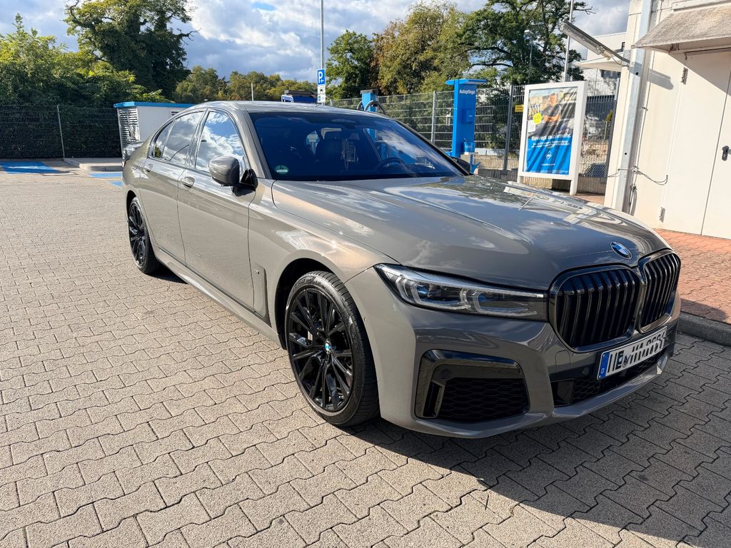 Bild des Angebotes BMW 750i xDrive Facelift M Sport Laserlicht Gara