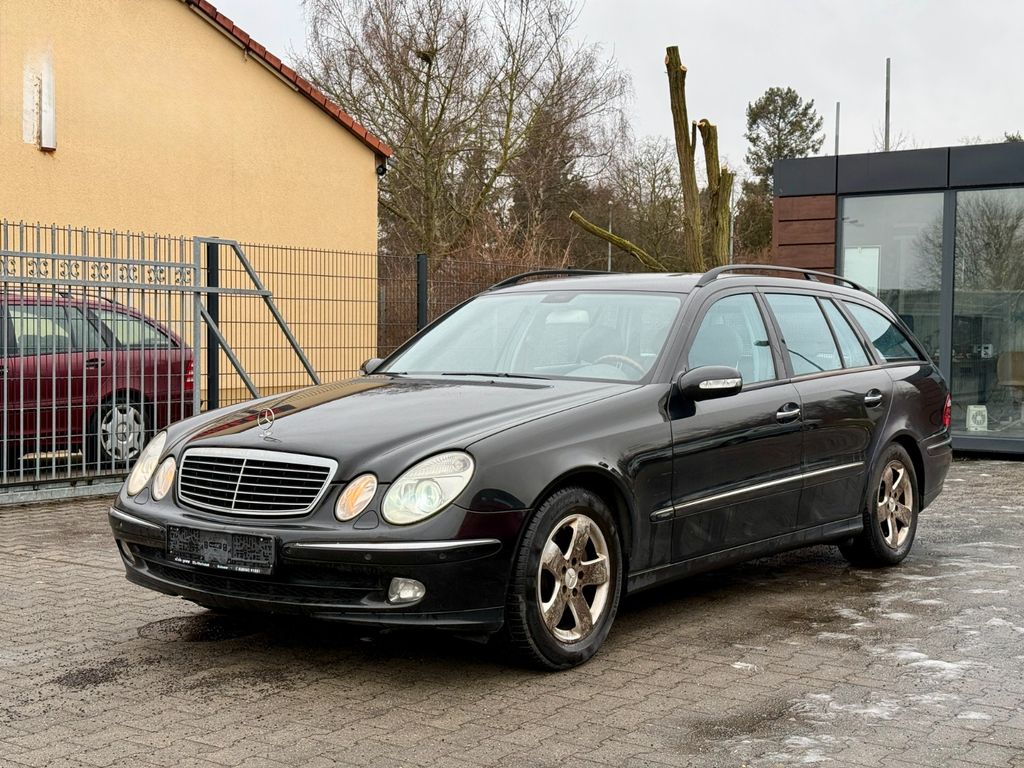 Bild des Angebotes Mercedes-Benz E 320 T AVANTGARDE XENON LEDER NAVI PDC SHZ MEM