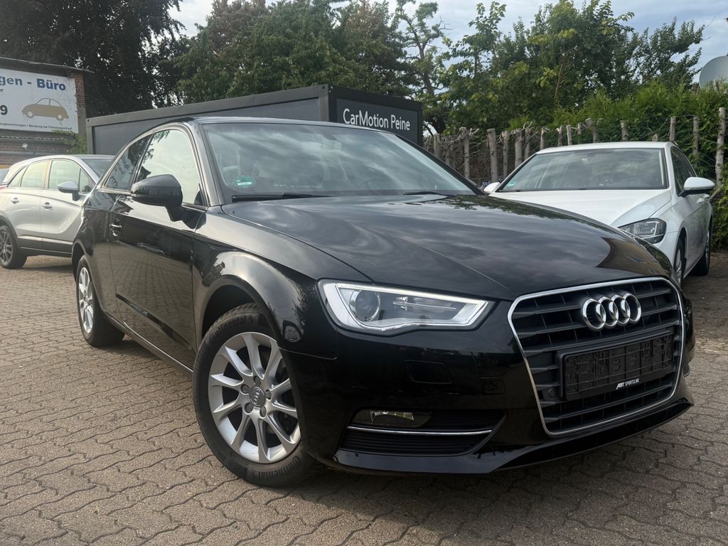 Bild des Angebotes Audi A3 attraction S-Line Lenkrad / Allwetter/ TÜV