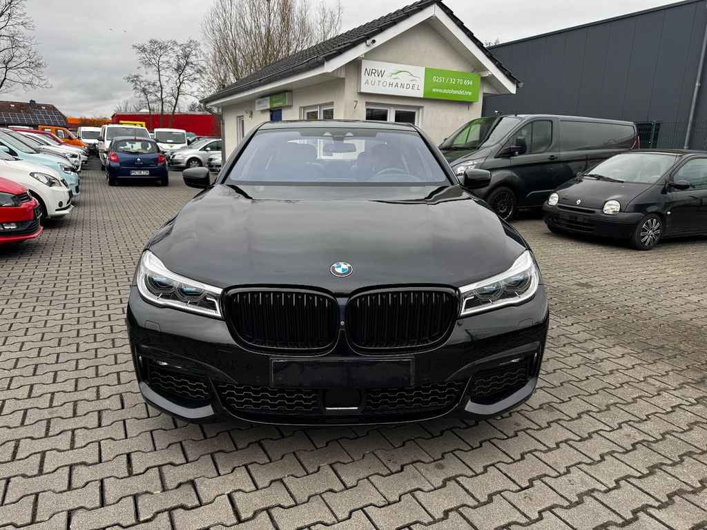 Bild des Angebotes BMW 750 i xDrive M-Paket