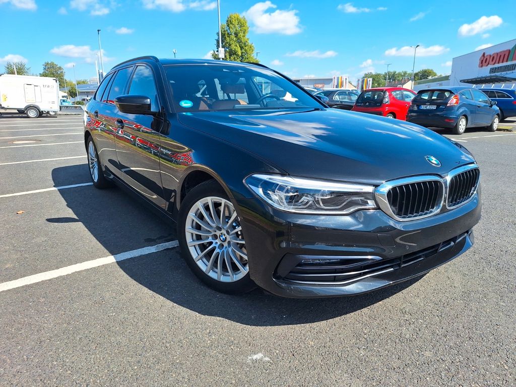 Bild des Angebotes BMW 530d xDrive Tour./Sport Line/HUD/Matrix-LED/Shz