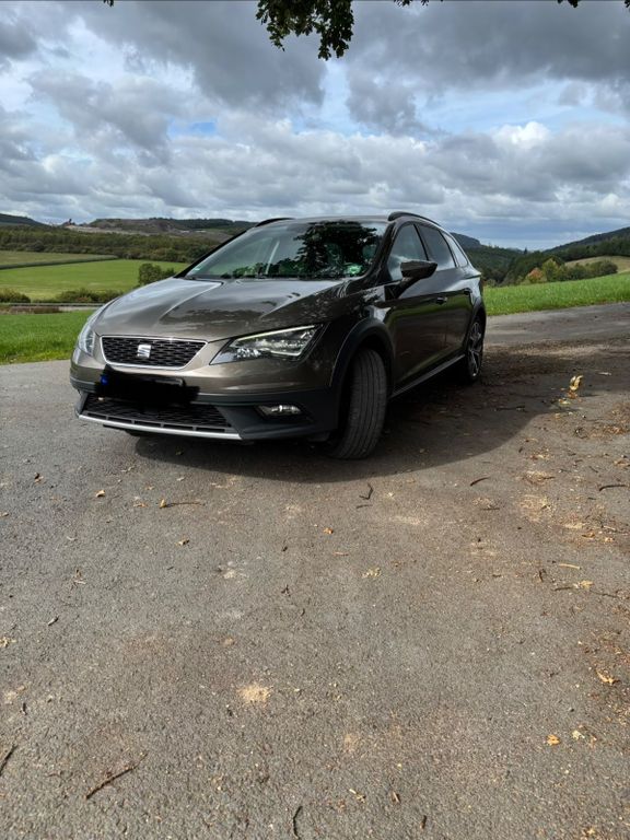 Bild des Angebotes Seat Leon X-PERIENCE 2.0 TDI 135kW 4Drive DSG X-P...