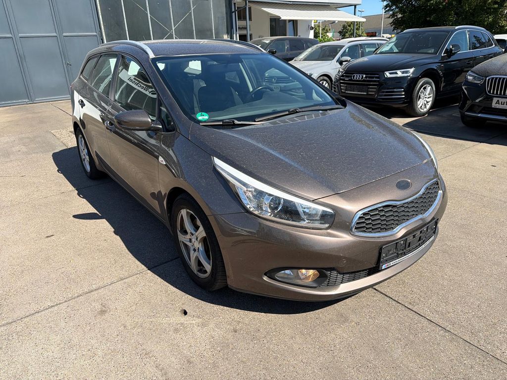 Bild des Angebotes Kia Ceed Sportswagon 1.6/SITZHEIZUNG/LENKRADHEIZUNG