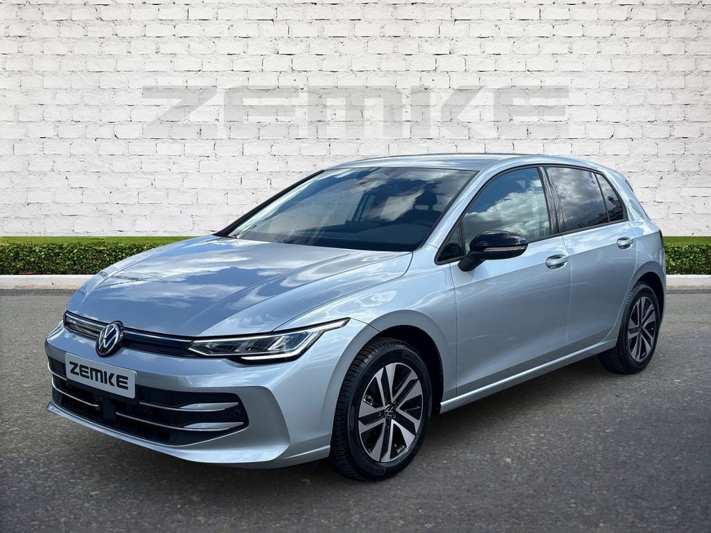 Bild des Angebotes Volkswagen Golf VIII 1,5 l eTSI ENERGY AHK-el. klappb. Digi