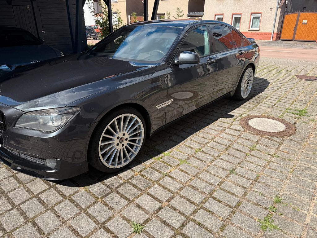 Bild des Angebotes BMW 750i xDrive -