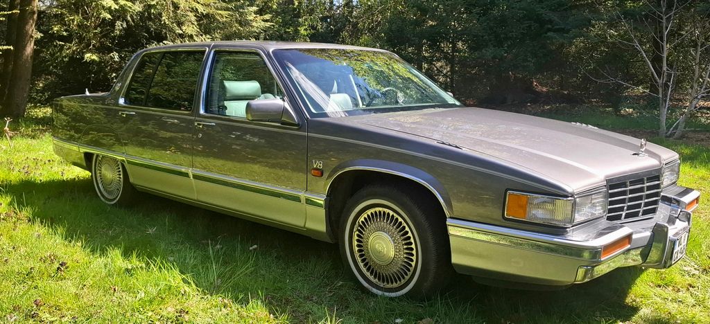 Cadillac V8 Sixty Special