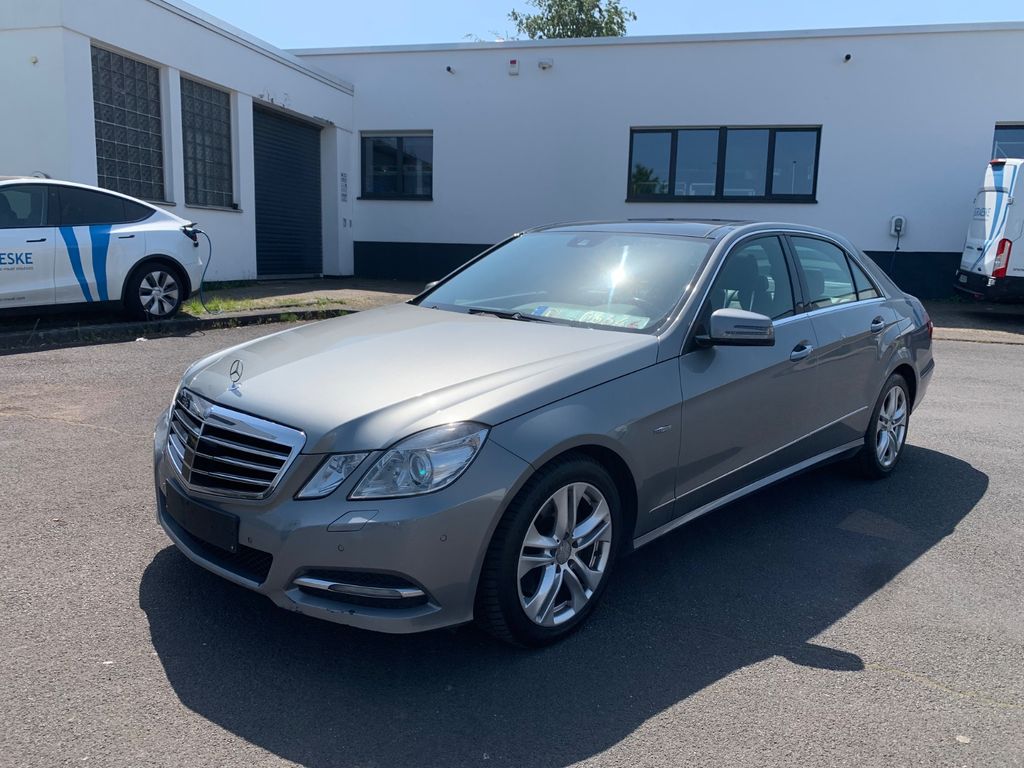 Bild des Angebotes Mercedes-Benz E 350 CDI 4Matic Lim. Xenon Distronic Panorama