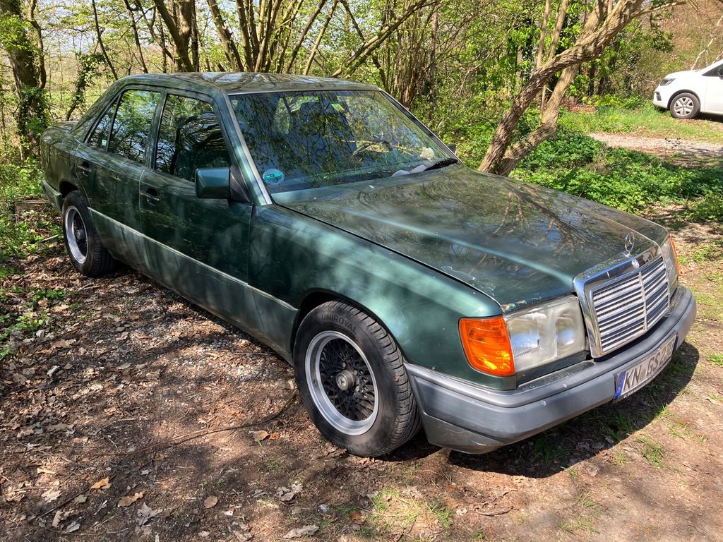 Bild des Angebotes Mercedes-Benz 230