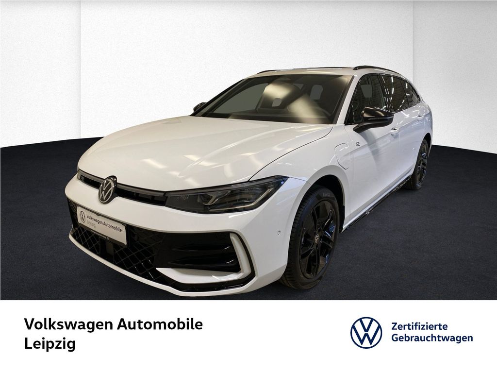 Bild des Angebotes Volkswagen Passat 1.5 eHybrid R-Line Black Style*IQ*AHK*DCC