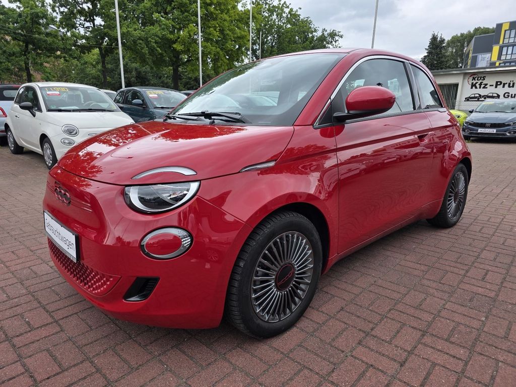 Bild des Angebotes Fiat 500 Elektro MJ22 RED Navi Klimaautomatik