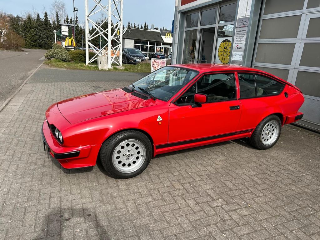 Alfa Romeo Alfetta