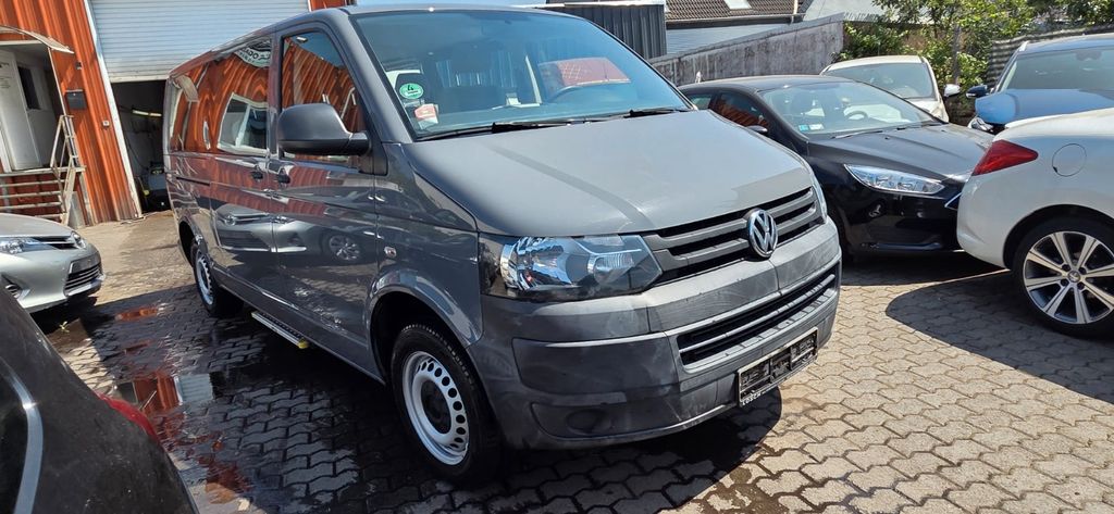 Bild des Angebotes Volkswagen T5 Transporter  Kombi lang(behinderten umbau)