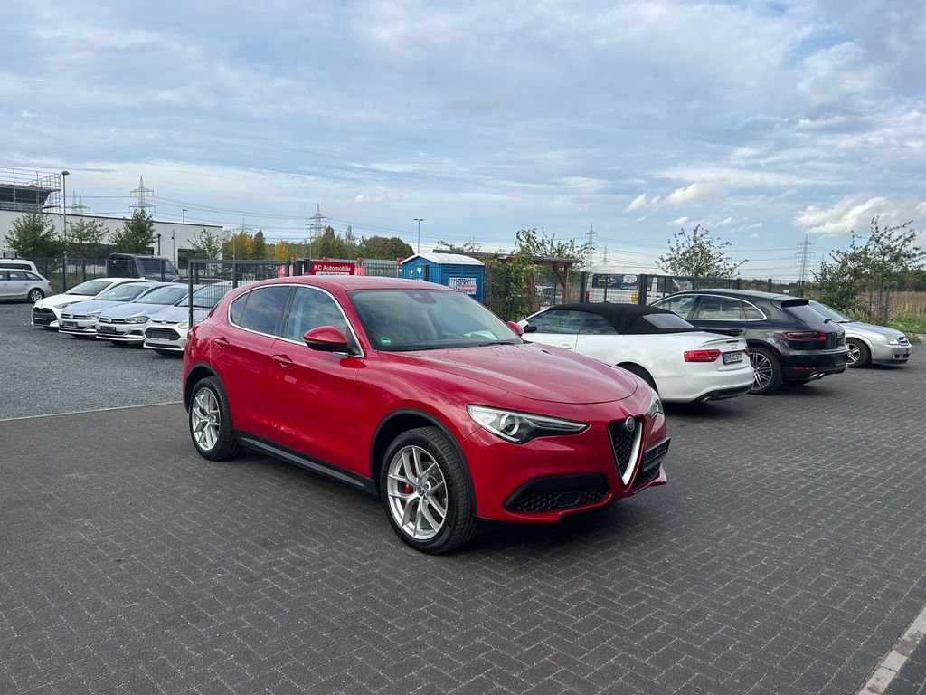 Bild des Angebotes Alfa Romeo Stelvio Lusso Q4