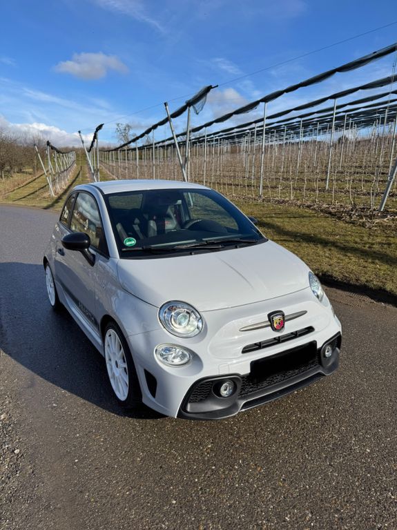 Bild des Angebotes Abarth 595 1.4 T-Jet 16V Essesse