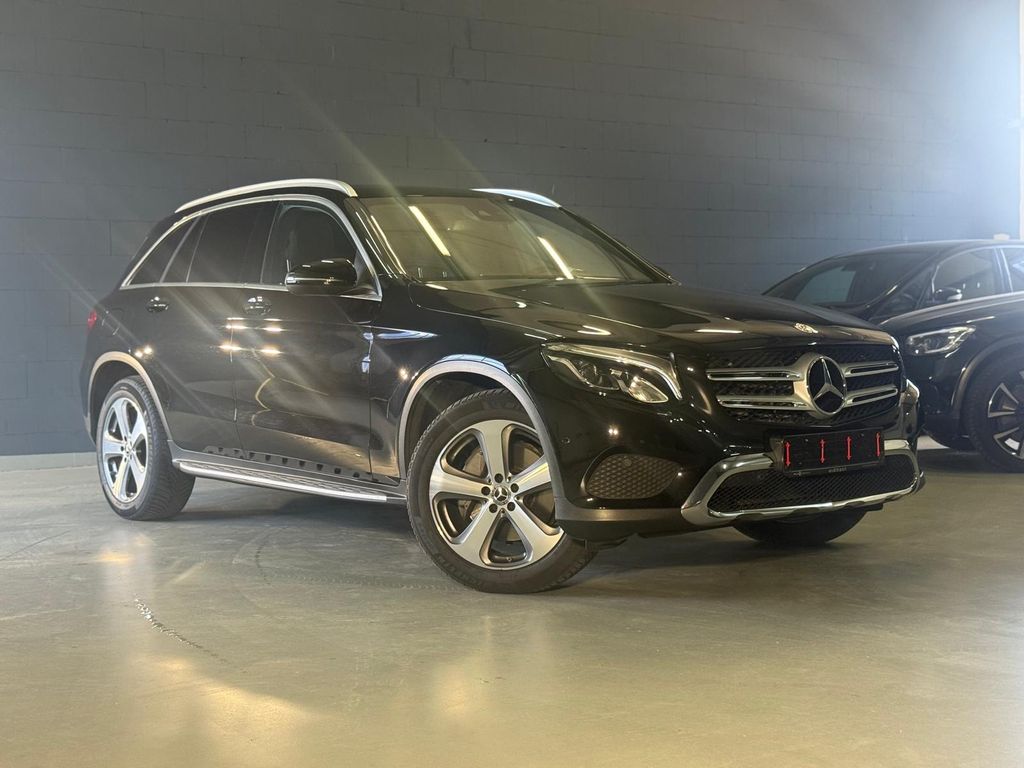 Bild des Angebotes Mercedes-Benz GLC 350 d 4Matic-AMGLINE-PANO-BURMESTER-NAVI-AHK