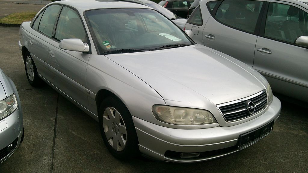 Opel Omega 2.2 16V Selection,Automatic,Leder,AHK