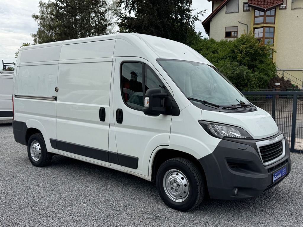 Bild des Angebotes Peugeot BOXER KLIMA KAMERA AHK TEMPOMAT STANDHEIZUNG LED