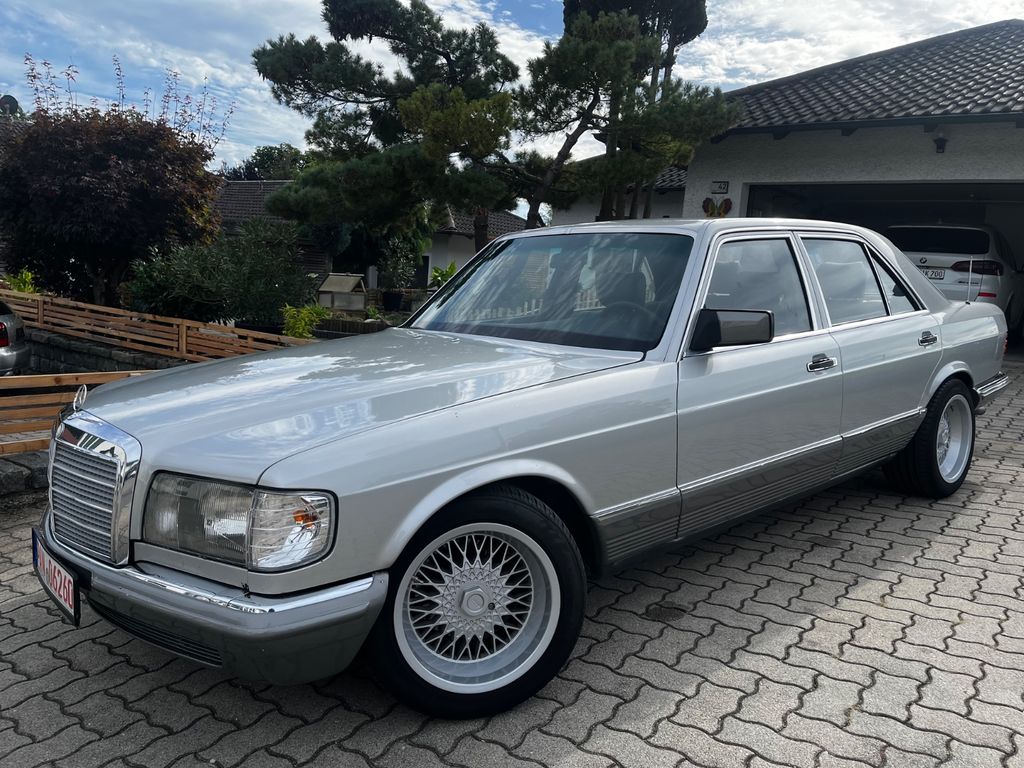 Bild des Angebotes Mercedes-Benz 380 SE OLDTIMER H* LEDER*KLIMA*1.GENERATION W126