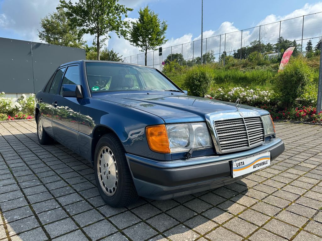 Bild des Angebotes Mercedes-Benz 230E/Leder/Klimaautomatik/SW-Reinig./Wurzelholz