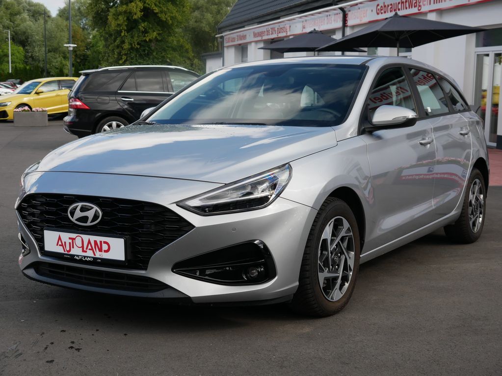Bild des Angebotes Hyundai i30 Kombi 1.0 T-GDI LED Navi Kamera