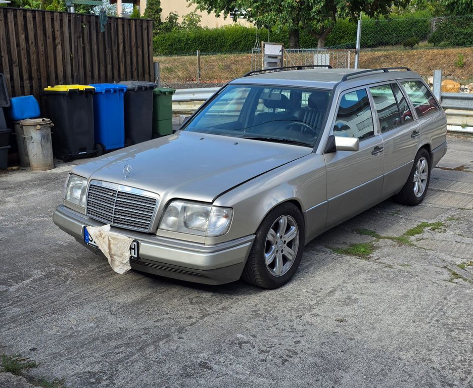 Mercedes-Benz E 300 ( 124T ), Bauj. 1994