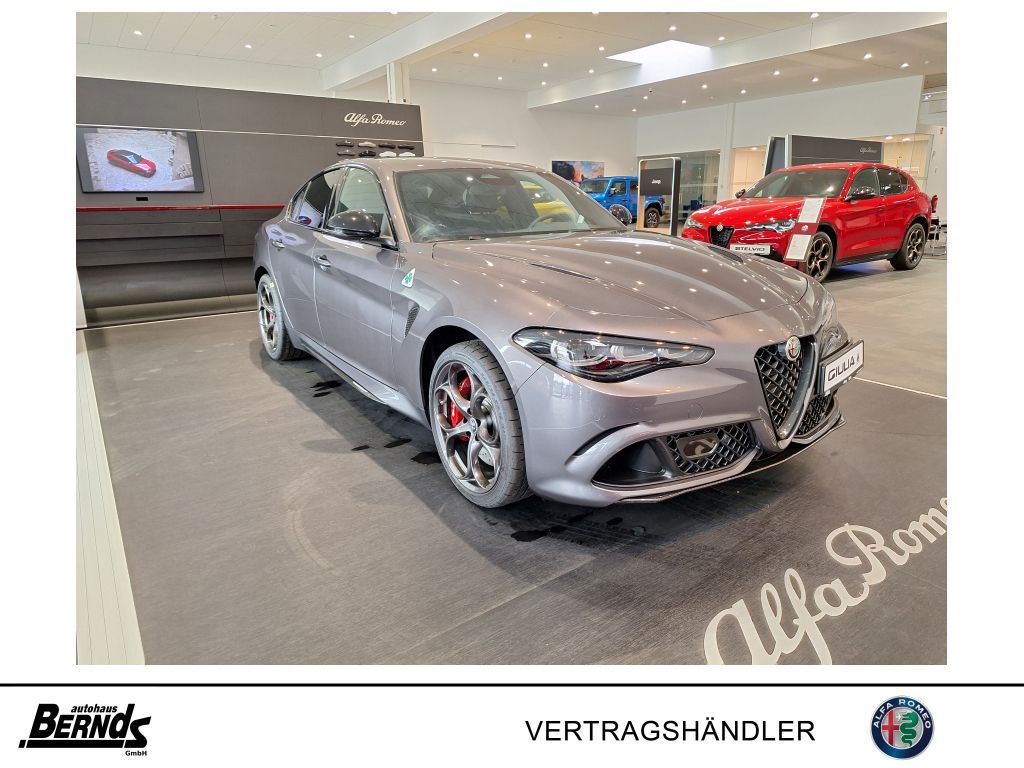 Bild des Angebotes Alfa Romeo Giulia 2.9V6 Bi-Turbo Quadrifoglio TECHNOLOGIE