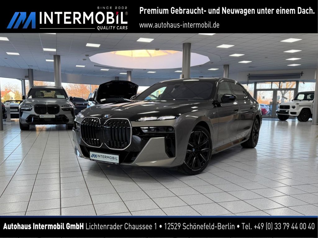 Bild des Angebotes BMW 740 d INDIVIDUAL TWO-TONE*TV*A-Türen*KRISTALL