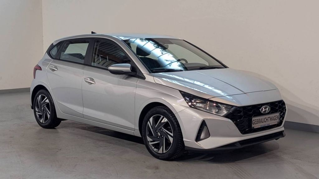 Bild des Angebotes Hyundai i20 1.0 T-GDI 48V Trend/Allwetter/SHZ/CAM/1.H/
