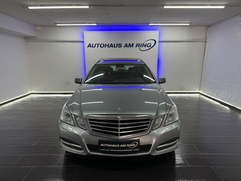Bild des Angebotes Mercedes-Benz E 300 T CDI Blue Avantgarde 1HD LEDER NAVI 3xPDC