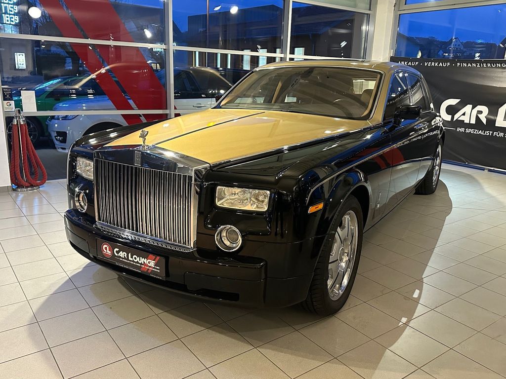 Bild des Angebotes Rolls-Royce Phantom Dubai Bespoke Edt.|Two Tone|Power Close
