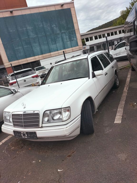 Bild des Angebotes Mercedes-Benz W124 250D T
