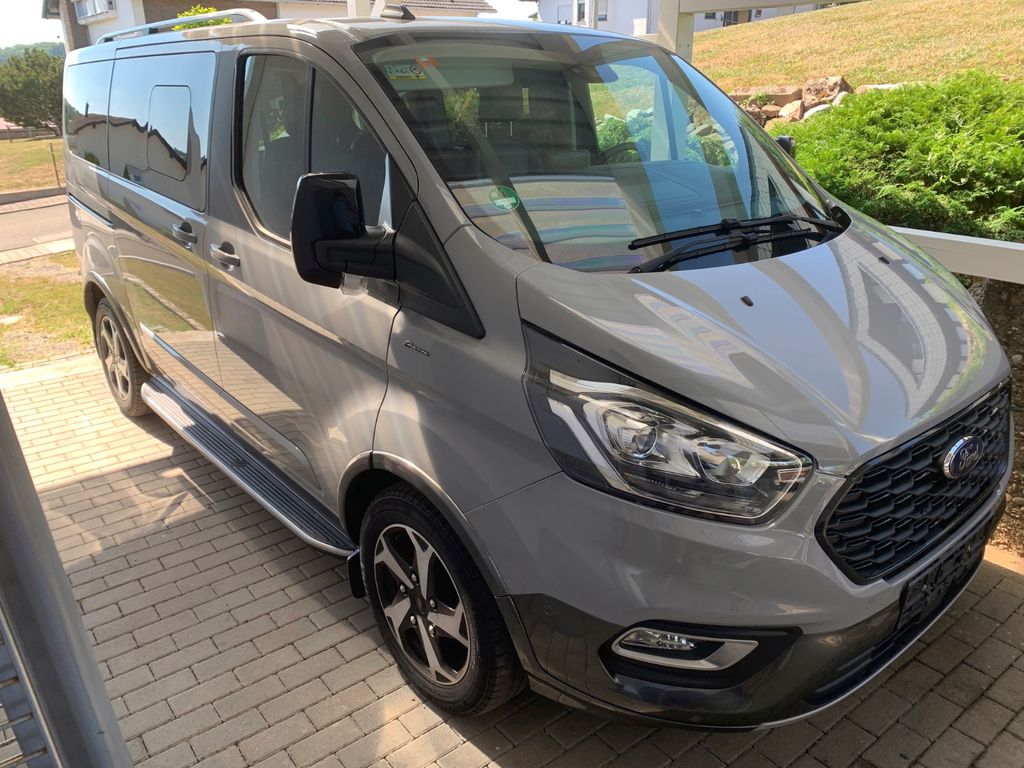 Bild des Angebotes Ford Tourneo Custom 2.0 EcoBlue 110kW 320 L1 Tita...