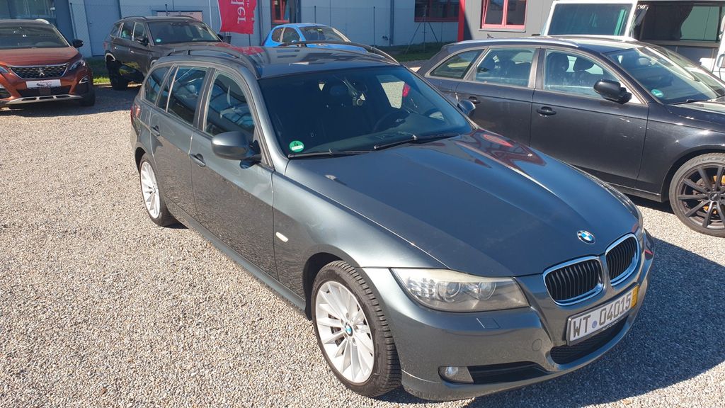 Bild des Angebotes BMW 320d xDrive touring -