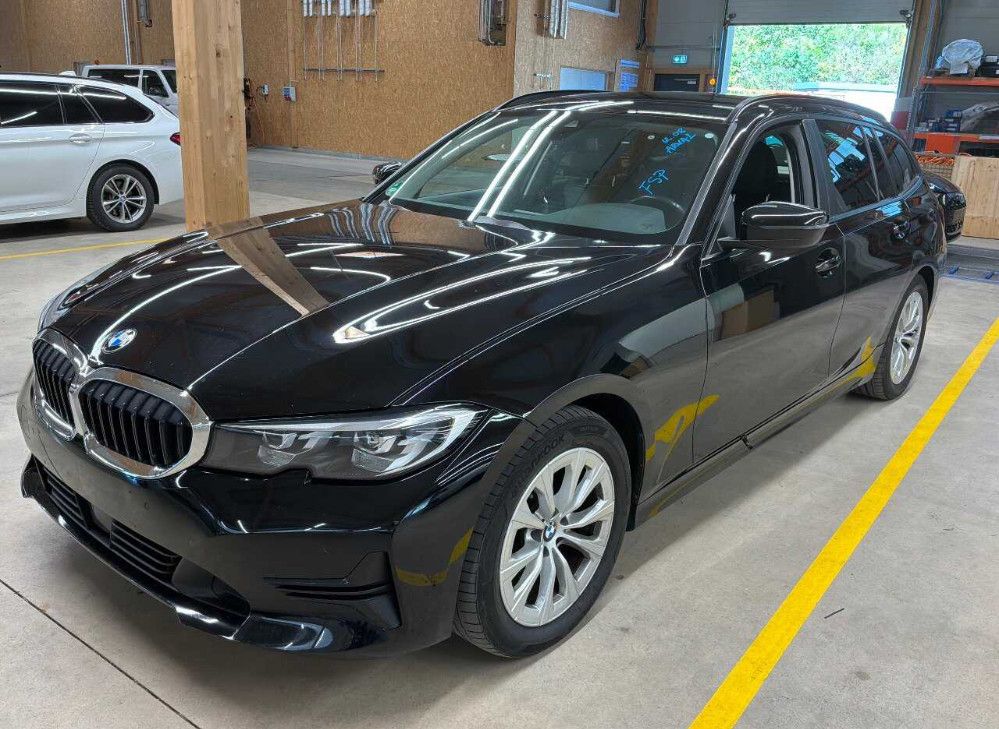 Bild des Angebotes BMW 318d T AT8 LED/ACC/NAVI/VIRTU/HIFI/SHZ/RFK/8Fa