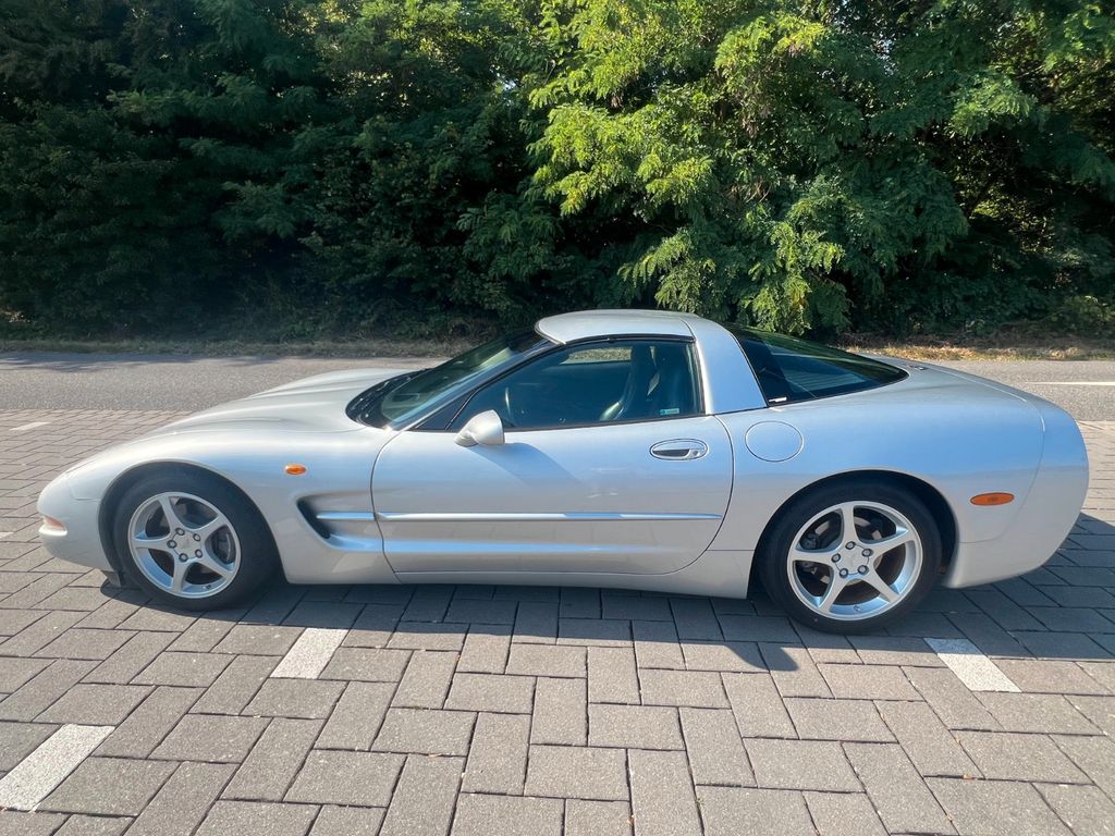 Bild des Angebotes Corvette C5 Coupé 5.7 Targa